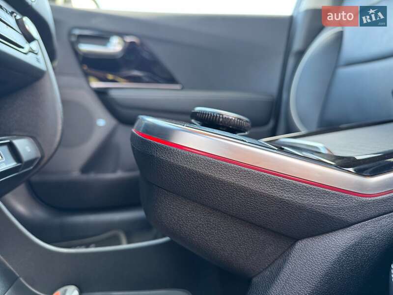 Внедорожник / Кроссовер Kia Niro 2020 в Львове