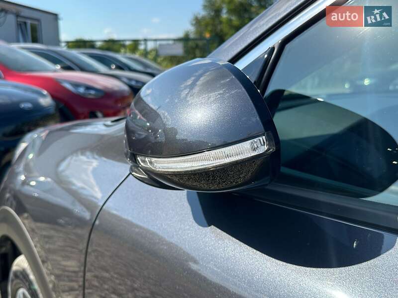 Внедорожник / Кроссовер Kia Niro 2020 в Львове