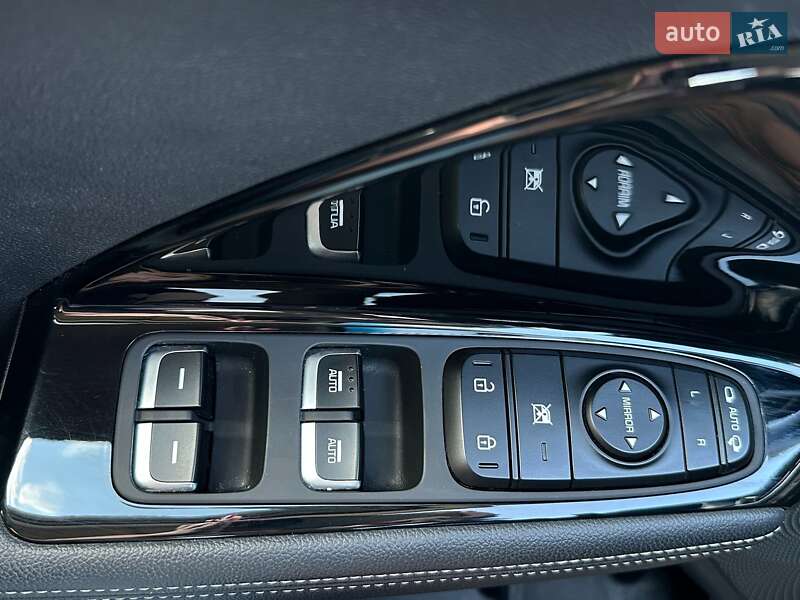 Внедорожник / Кроссовер Kia Niro 2020 в Львове