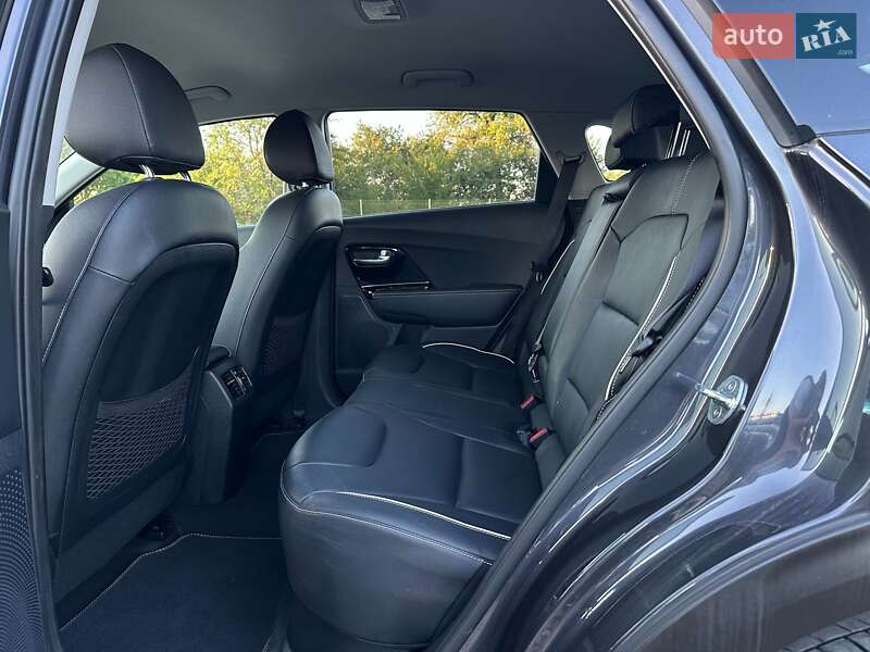 Внедорожник / Кроссовер Kia Niro 2020 в Львове