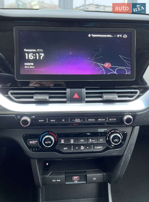 Позашляховик / Кросовер Kia Niro 2020 в Тернополі