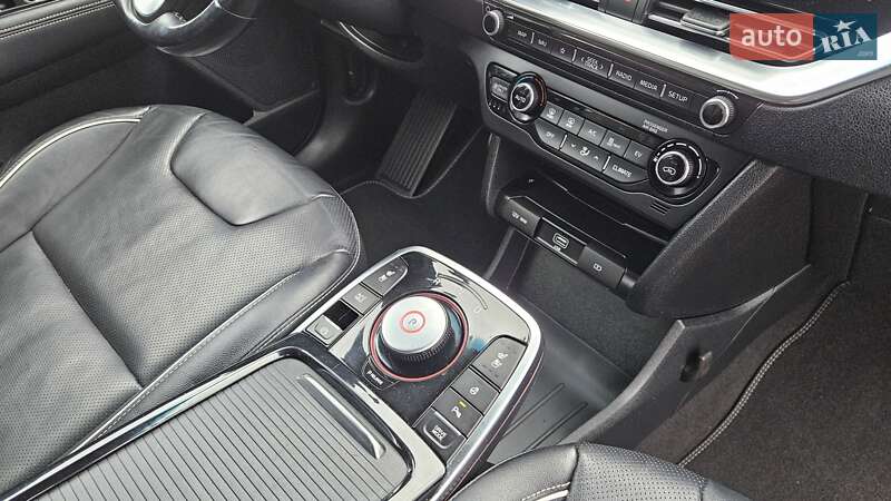 Внедорожник / Кроссовер Kia Niro 2020 в Радомышле фото 23 Внедорожник / Кроссовер Kia Niro 2020 в Радомышле