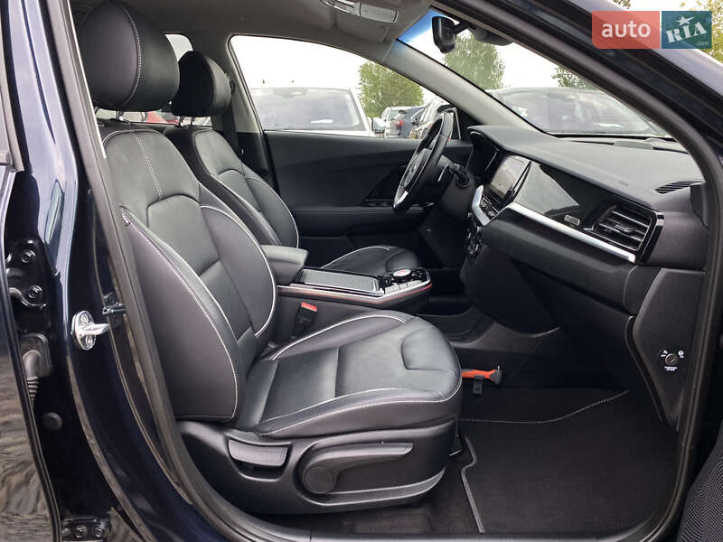 Внедорожник / Кроссовер Kia Niro 2020 в Львове