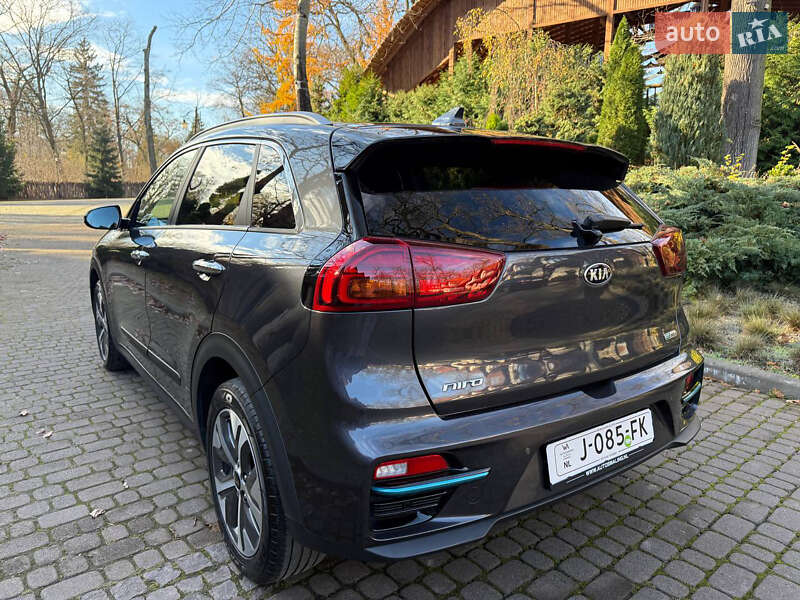 Внедорожник / Кроссовер Kia Niro 2020 в Львове
