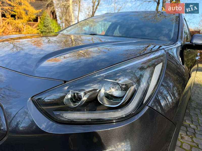 Внедорожник / Кроссовер Kia Niro 2020 в Львове