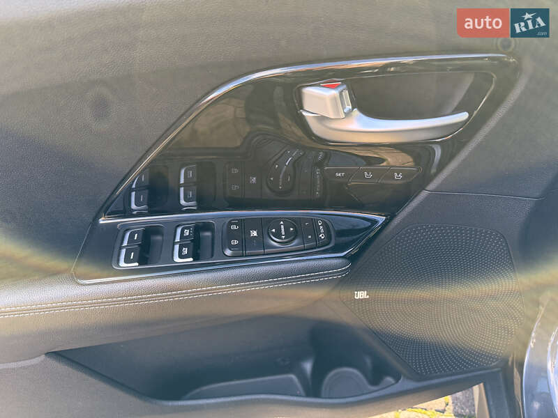 Внедорожник / Кроссовер Kia Niro 2020 в Львове