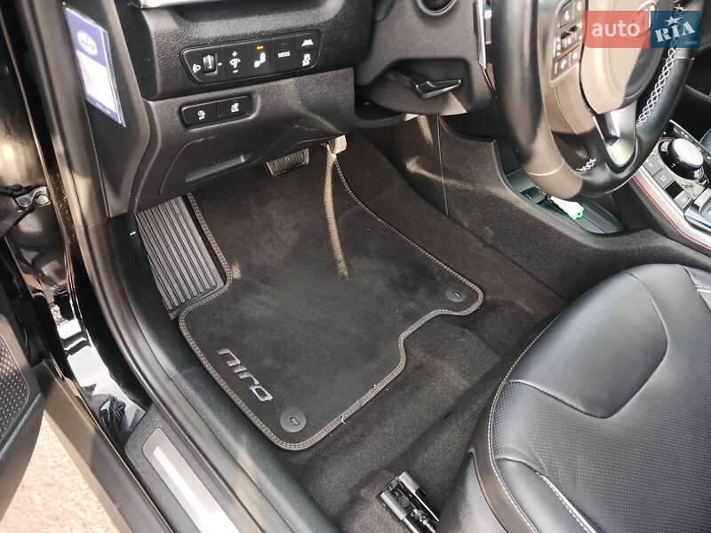 Позашляховик / Кросовер Kia Niro 2020 в Луцьку