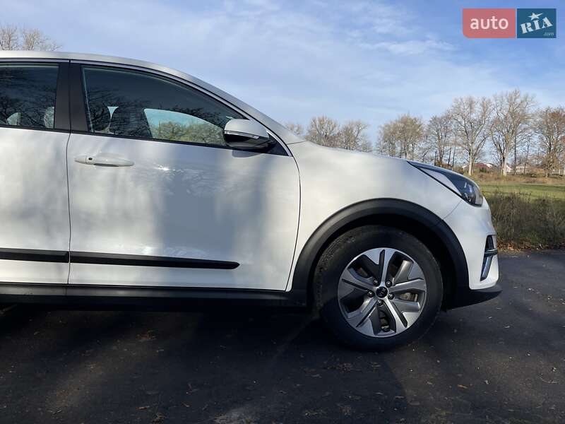 Внедорожник / Кроссовер Kia Niro 2021 в Хмельницком
