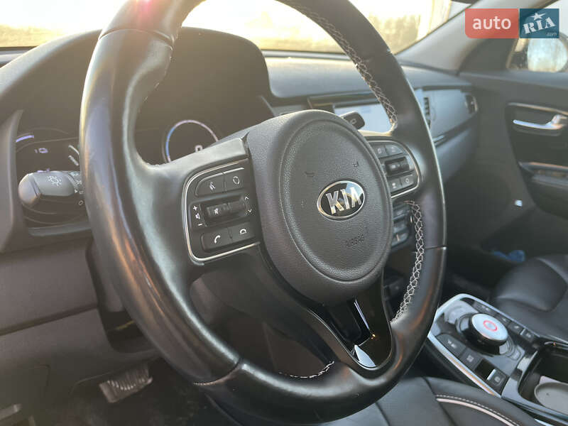 Внедорожник / Кроссовер Kia Niro 2019 в Ровно