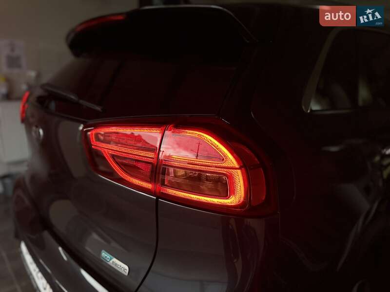 Внедорожник / Кроссовер Kia Niro 2020 в Черновцах