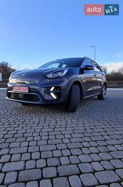 Внедорожник / Кроссовер Kia Niro 2020 в Львове