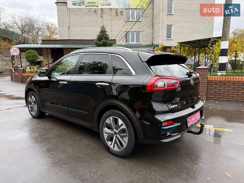 Внедорожник / Кроссовер Kia Niro 2020 в Краснограде
