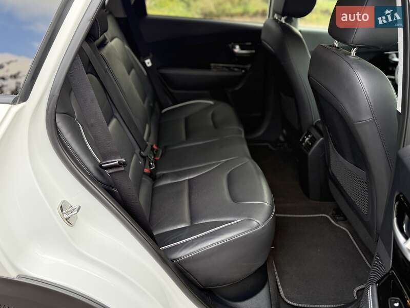 Внедорожник / Кроссовер Kia Niro 2020 в Ровно