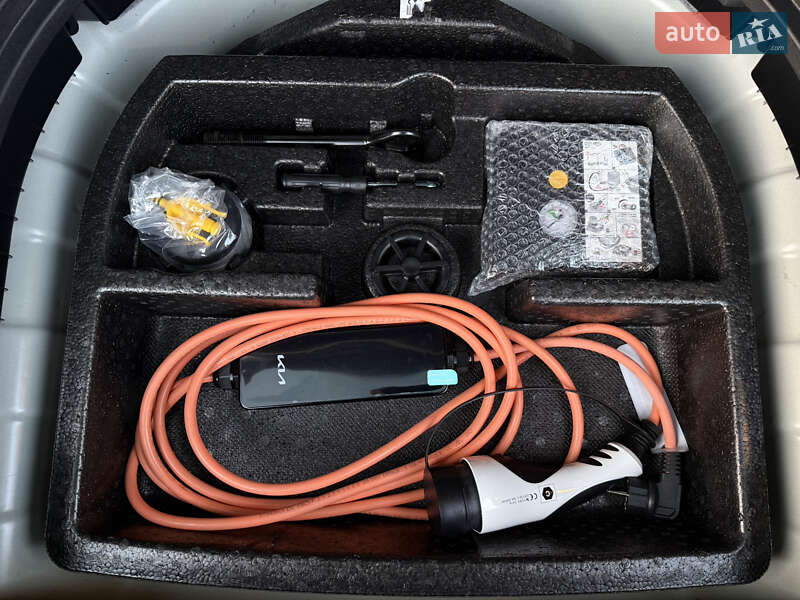 Внедорожник / Кроссовер Kia Niro 2022 в Львове