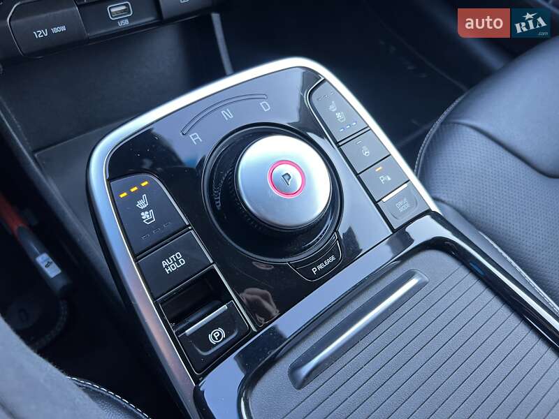 Внедорожник / Кроссовер Kia Niro 2020 в Луцке