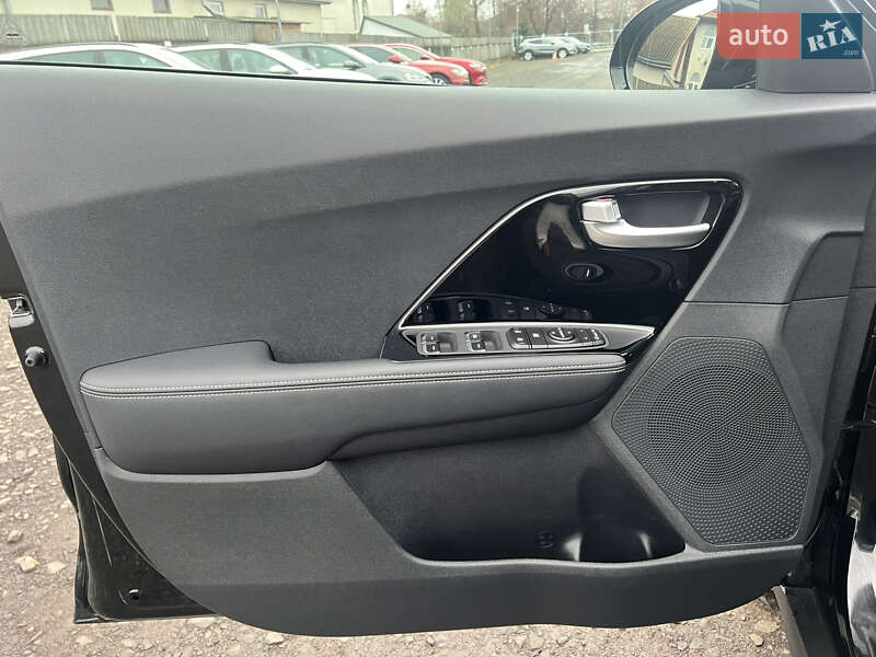 Внедорожник / Кроссовер Kia Niro 2022 в Луцке