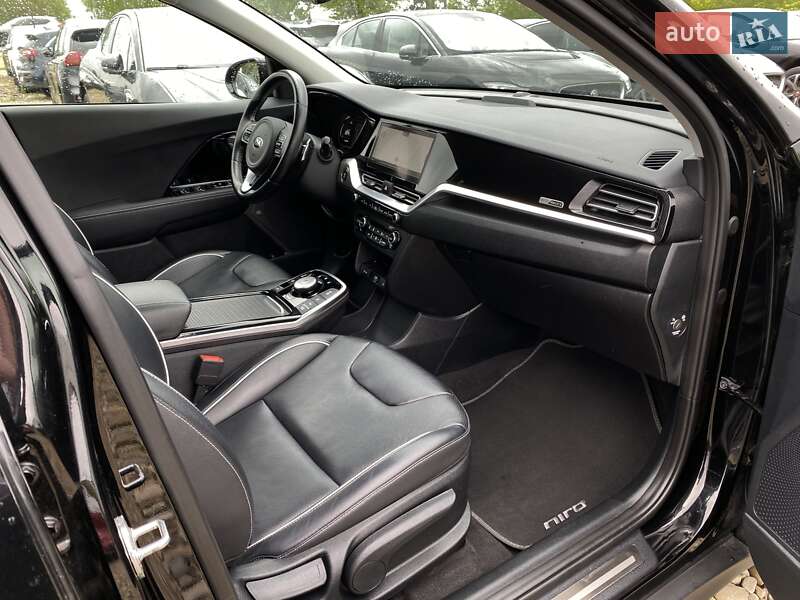 Позашляховик / Кросовер Kia Niro 2020 в Львові