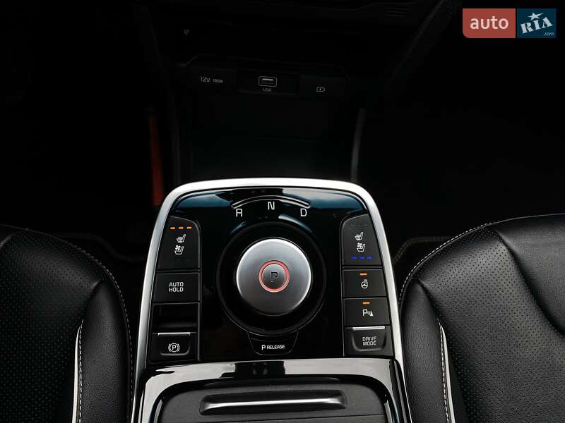 Позашляховик / Кросовер Kia Niro 2020 в Львові