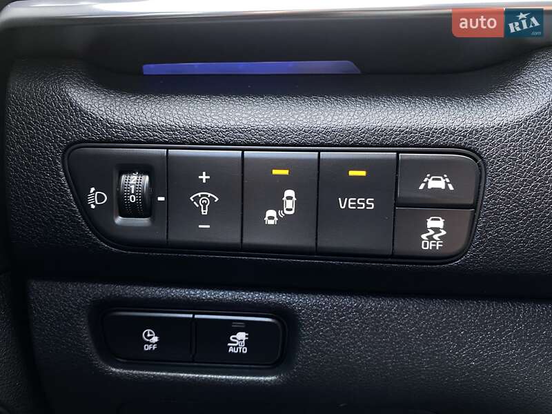 Позашляховик / Кросовер Kia Niro 2020 в Львові