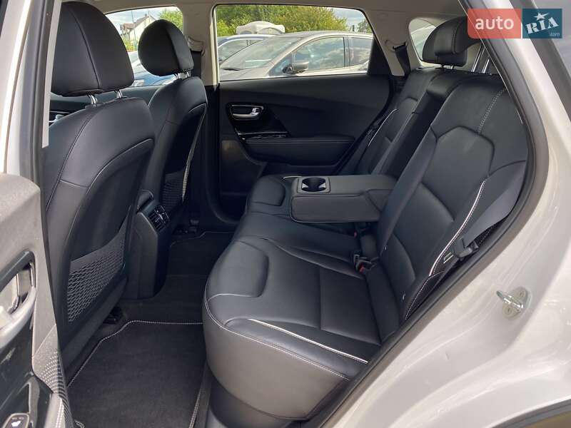 Внедорожник / Кроссовер Kia Niro 2020 в Львове