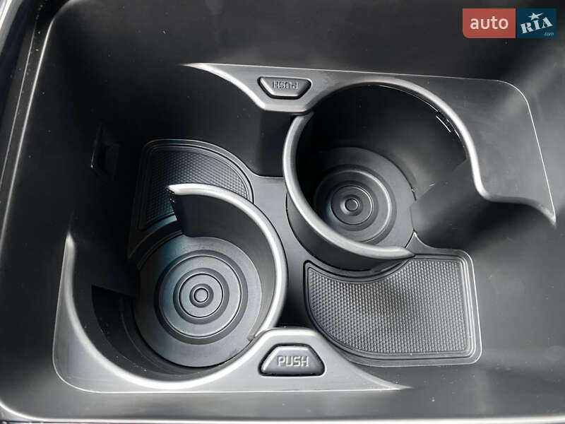 Внедорожник / Кроссовер Kia Niro 2020 в Львове фото 70 Внедорожник / Кроссовер Kia Niro 2020 в Львове