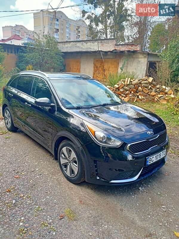 Внедорожник / Кроссовер Kia Niro 2017 в Львове фото 3 Внедорожник / Кроссовер Kia Niro 2017 в Львове
