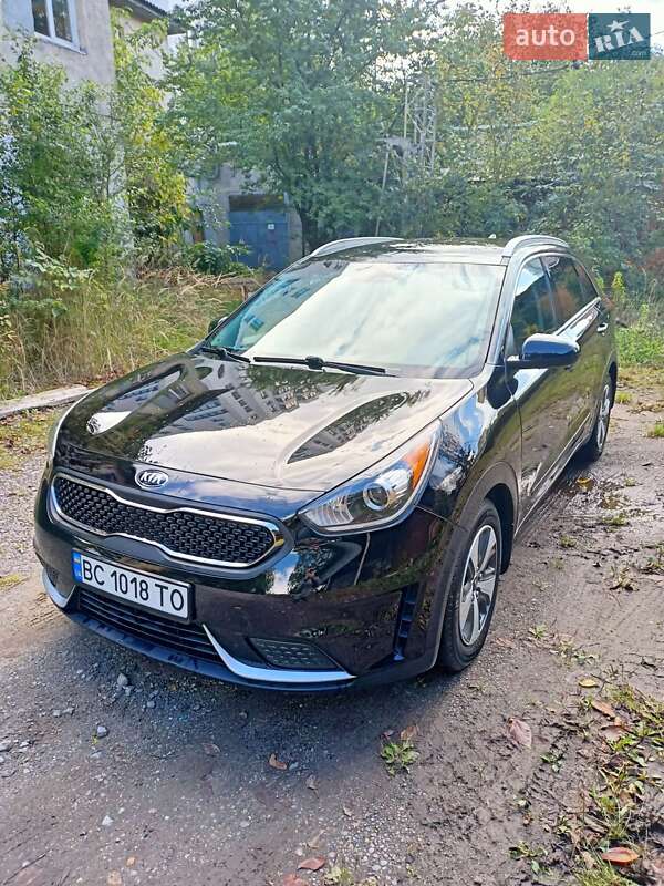 Внедорожник / Кроссовер Kia Niro 2017 в Львове фото 2 Внедорожник / Кроссовер Kia Niro 2017 в Львове