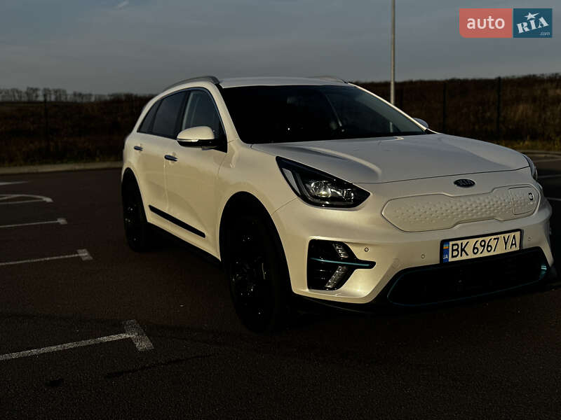 Внедорожник / Кроссовер Kia Niro 2019 в Ровно