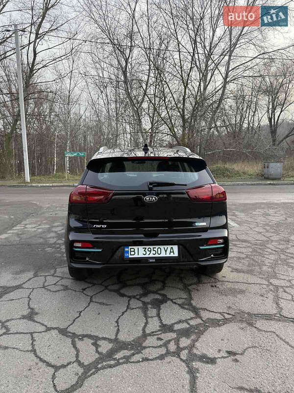 Внедорожник / Кроссовер Kia Niro 2020 в Полтаве