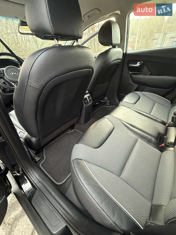 Внедорожник / Кроссовер Kia Niro 2020 в Полтаве