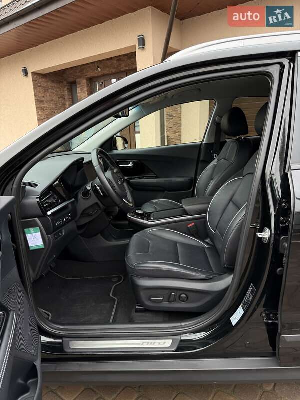 Внедорожник / Кроссовер Kia Niro 2020 в Черновцах