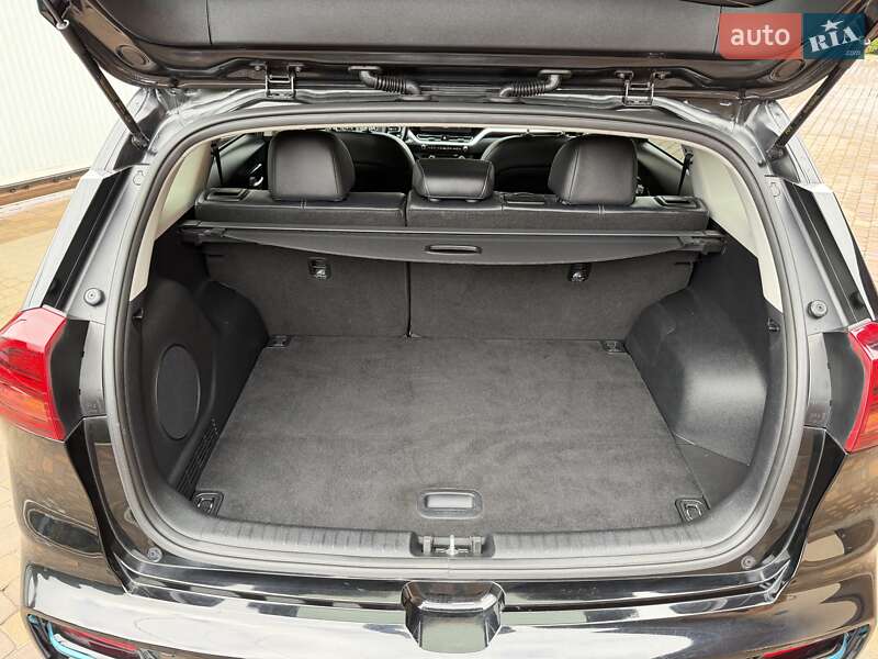 Внедорожник / Кроссовер Kia Niro 2020 в Черновцах