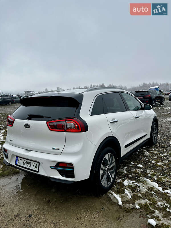 Позашляховик / Кросовер Kia Niro 2018 в Богородчанах фото 15 Позашляховик / Кросовер Kia Niro 2018 в Богородчанах