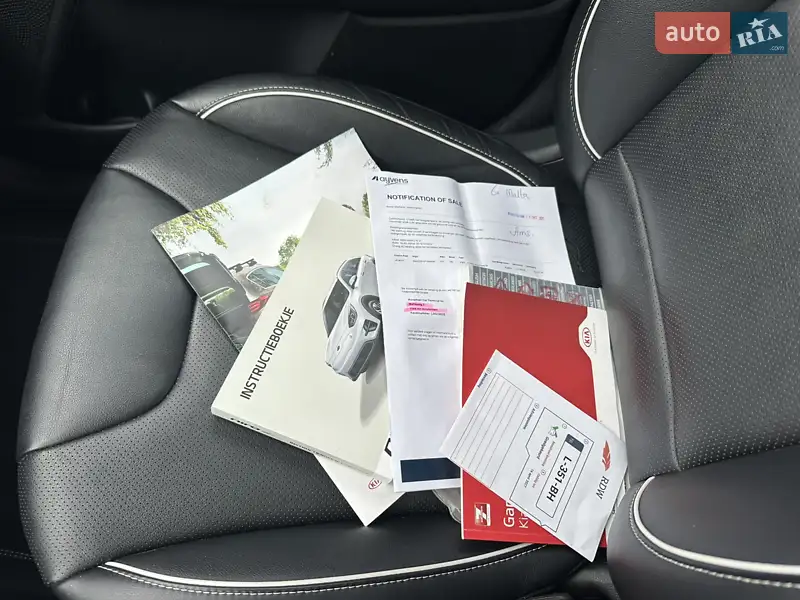 Внедорожник / Кроссовер Kia Niro 2021 в Киеве документ