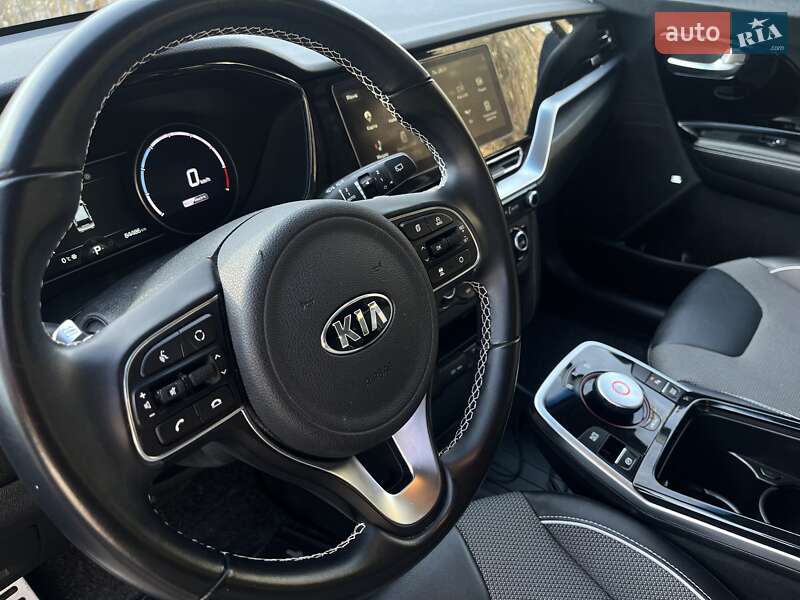 Внедорожник / Кроссовер Kia Niro 2020 в Львове