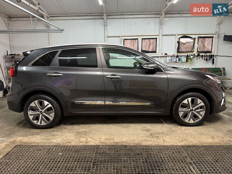 Внедорожник / Кроссовер Kia Niro 2021 в Львове