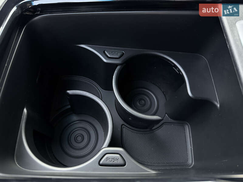 Внедорожник / Кроссовер Kia Niro 2021 в Львове