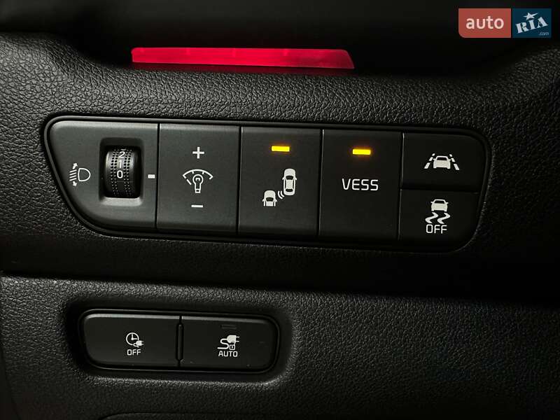 Позашляховик / Кросовер Kia Niro 2020 в Львові фото 8 Позашляховик / Кросовер Kia Niro 2020 в Львові