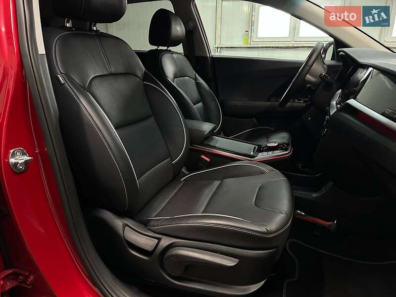 Позашляховик / Кросовер Kia Niro 2020 в Львові фото 99 Позашляховик / Кросовер Kia Niro 2020 в Львові
