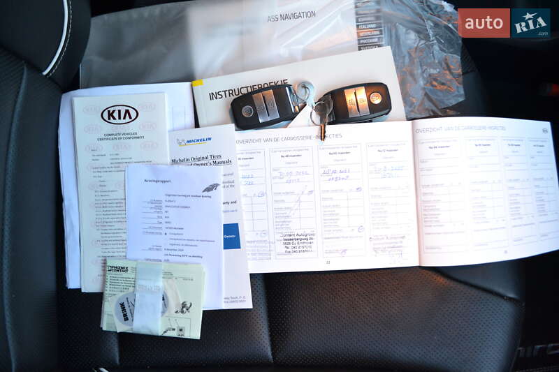 Внедорожник / Кроссовер Kia Niro 2020 в Ровно