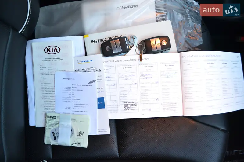 Внедорожник / Кроссовер Kia Niro 2020 в Ровно документ