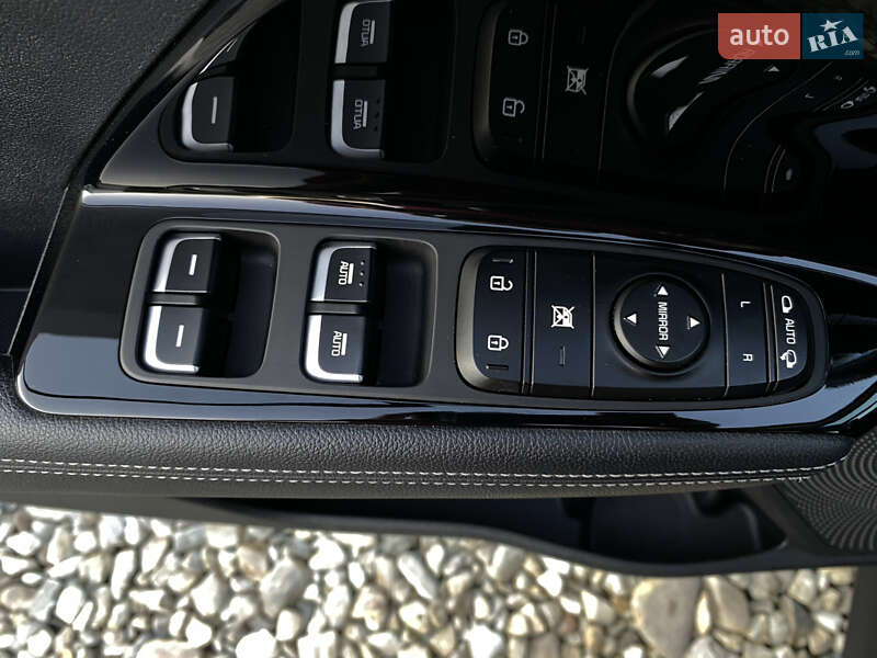 Внедорожник / Кроссовер Kia Niro 2020 в Львове