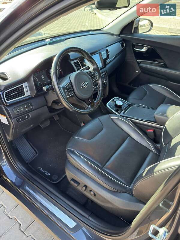 Внедорожник / Кроссовер Kia Niro 2019 в Кривом Роге