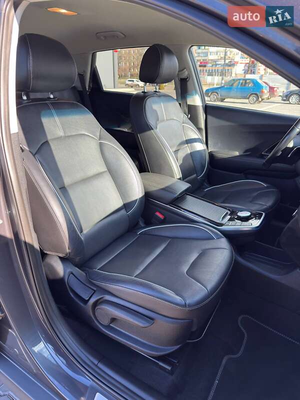 Внедорожник / Кроссовер Kia Niro 2019 в Кривом Роге