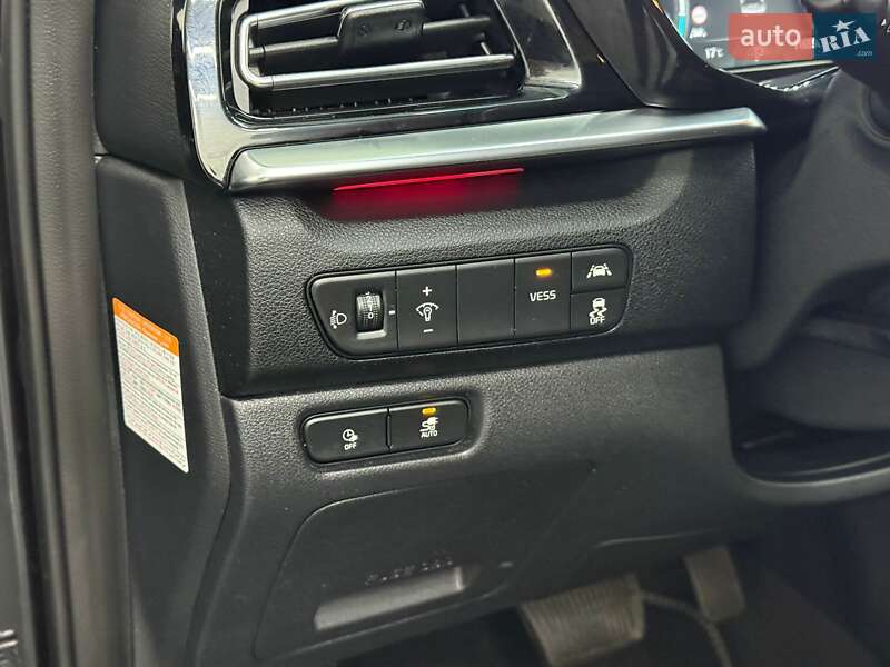 Внедорожник / Кроссовер Kia Niro 2020 в Луцке