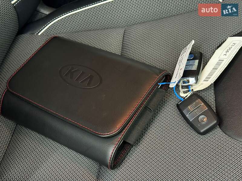 Внедорожник / Кроссовер Kia Niro 2020 в Луцке