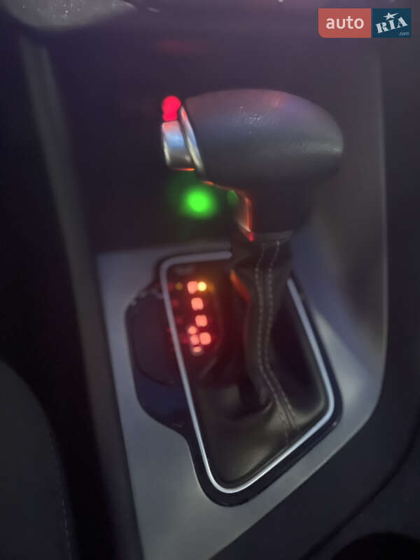 Внедорожник / Кроссовер Kia Niro 2017 в Чернигове