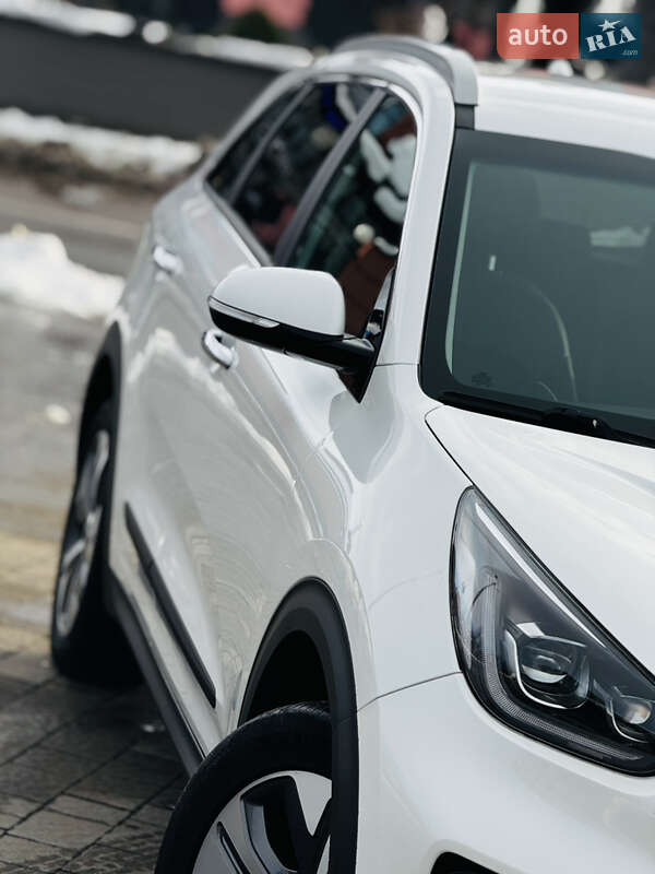 Внедорожник / Кроссовер Kia Niro 2020 в Дрогобыче