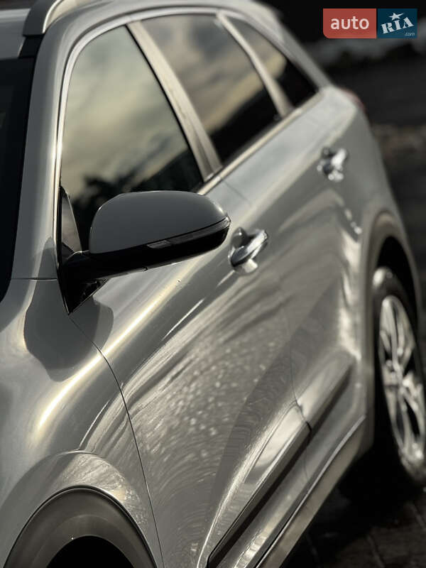 Внедорожник / Кроссовер Kia Niro 2020 в Дрогобыче