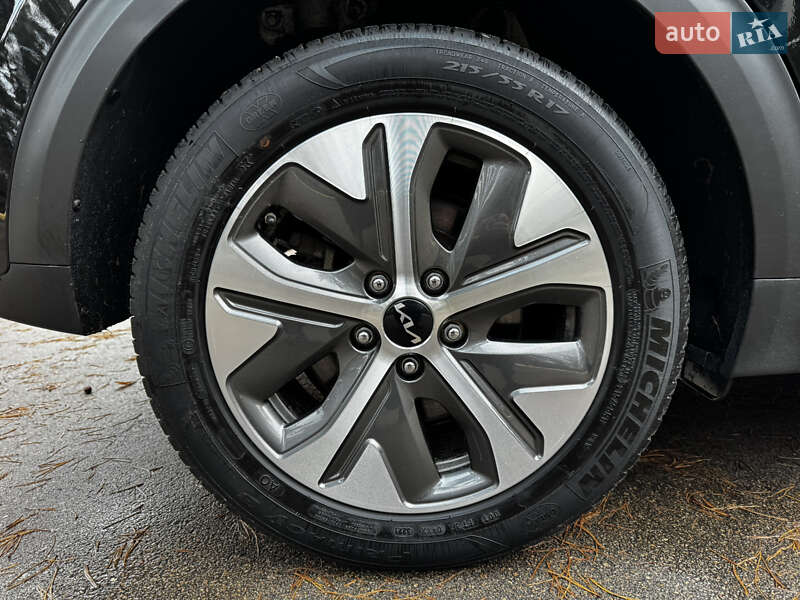 Позашляховик / Кросовер Kia Niro 2022 в Києві фото 30 Позашляховик / Кросовер Kia Niro 2022 в Києві